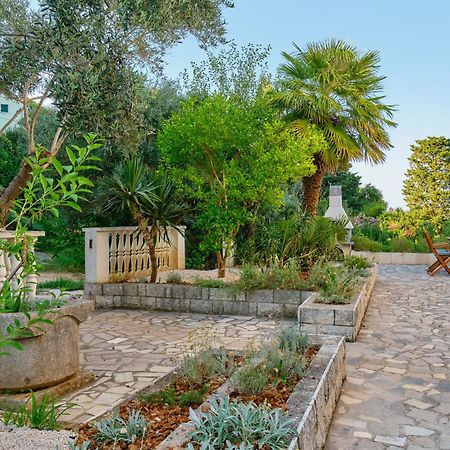 Apartment Pepermint - Iqm Destination Quality Veli Lošinj Kültér fotó
