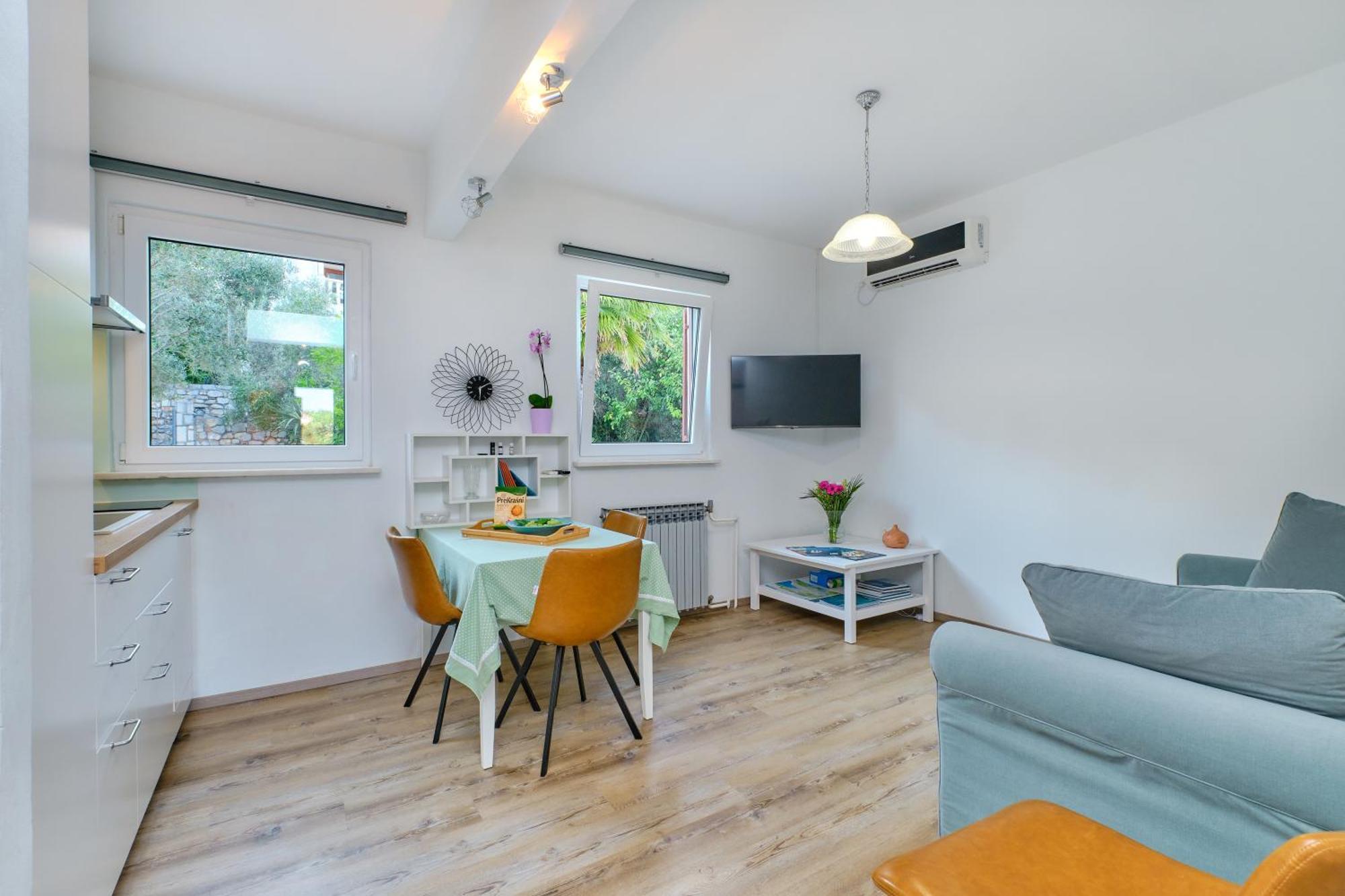 Apartment Pepermint - Iqm Destination Quality Veli Lošinj Kültér fotó
